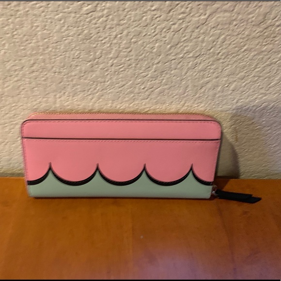 Kate spade wallet - Picture 2 of 4